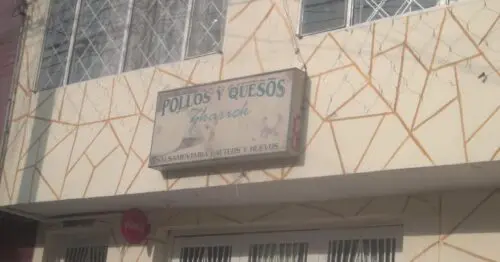 POLLOS Y QUESOS ZHARICK POLLOS Y QUESOS ZHARICK